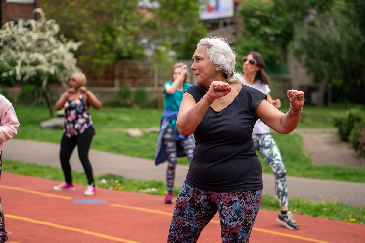 woman exercising to prevent menopause brain fog